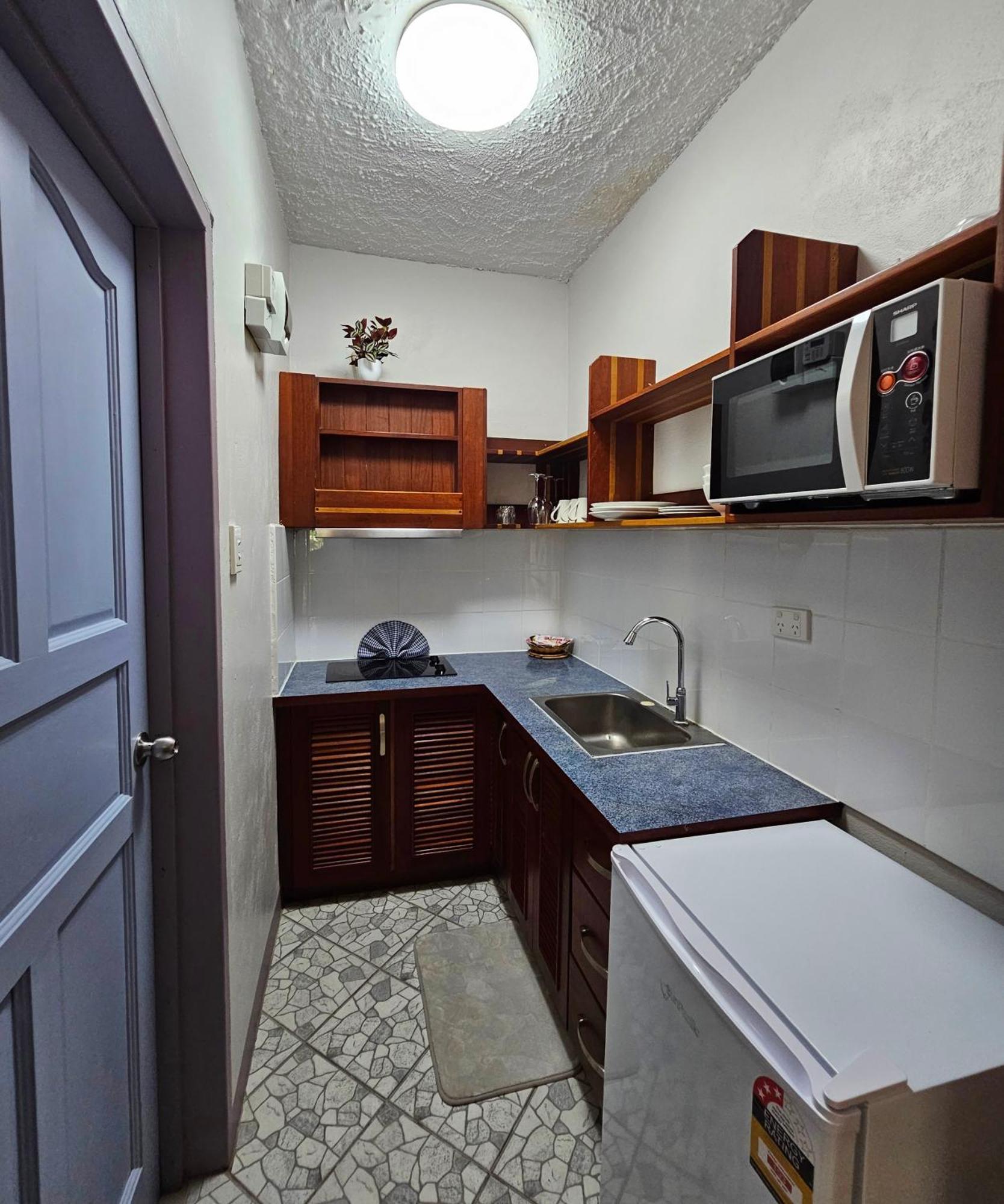 Sanalae Apartments Honiara Luaran gambar